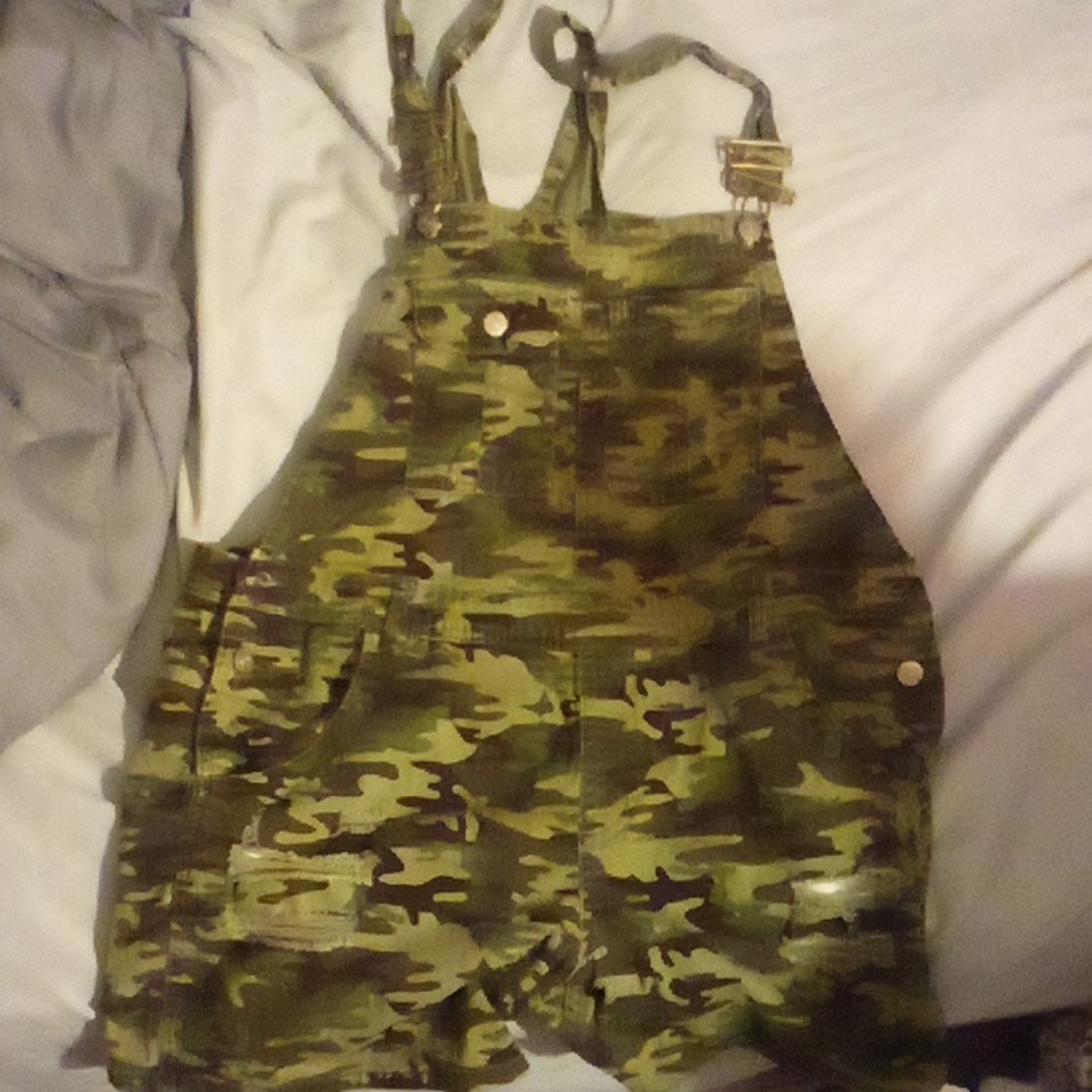 Camouflage overalls